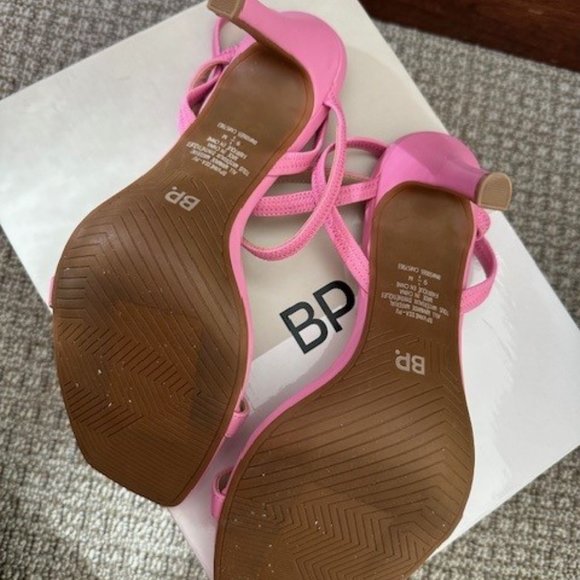 Nordstrom Brass Plum Pink Heals - NWOT - Picture 4 of 5